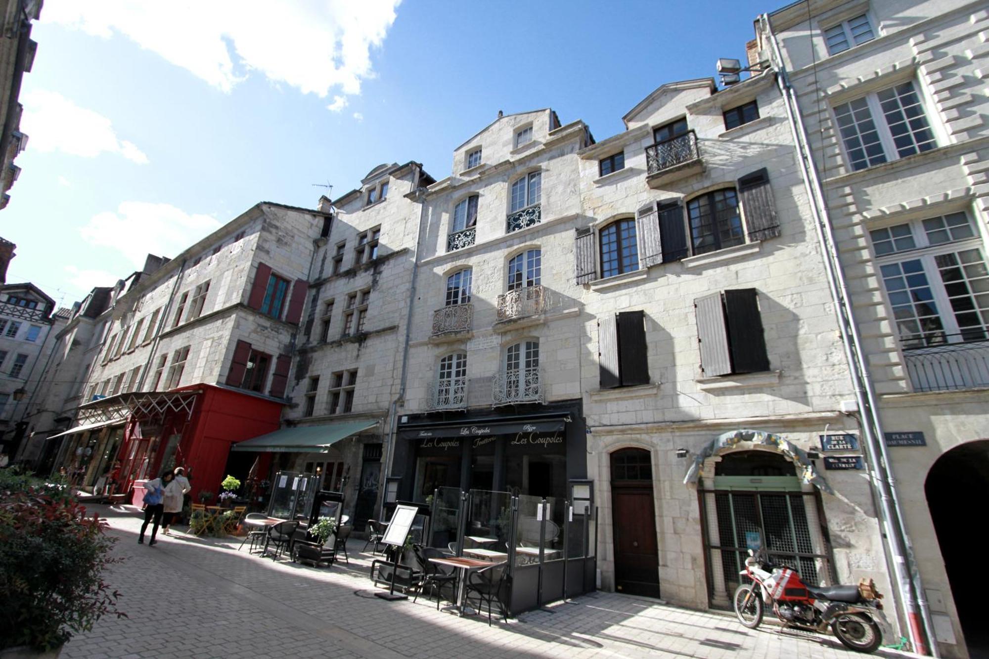 Appartement Le Clarte Perigueux Bagian luar foto